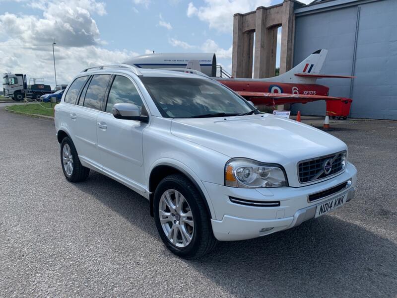 View VOLVO XC90 2.4 D5 SE Lux
