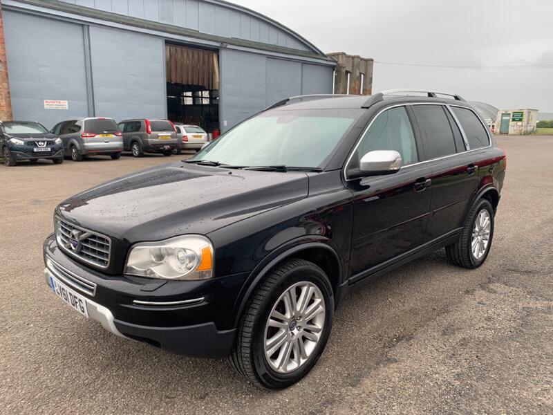 View VOLVO XC90 2.4 D5 Executive