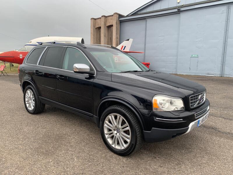 View VOLVO XC90 2.4 D5 Executive
