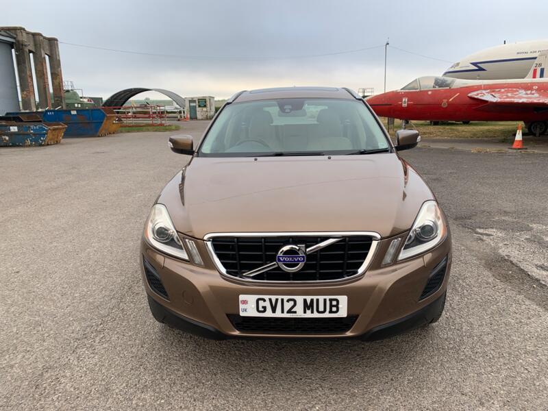 View VOLVO XC60 2.4 D5 SE Lux Nav