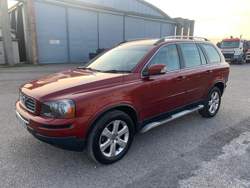 View VOLVO XC90 2.4 D5 SE