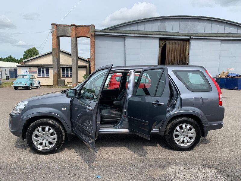 HONDA CR-V