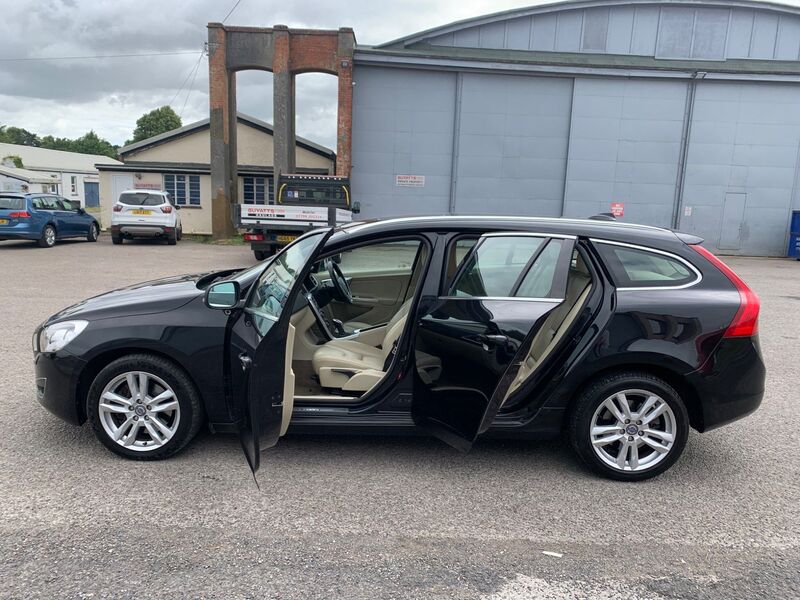 VOLVO V60
